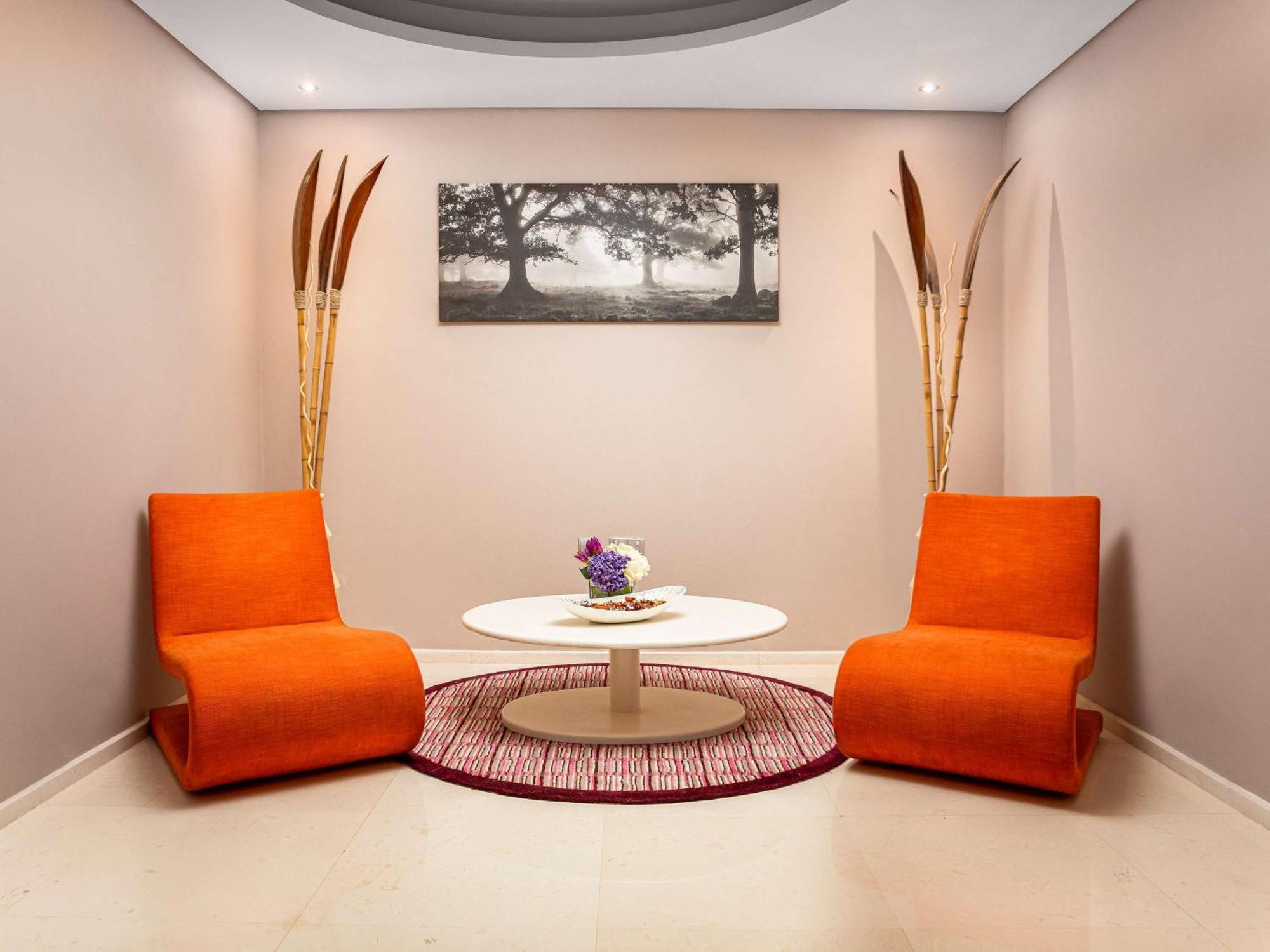 Pullman Dubai Jumeirah Lakes Towers Exteriér fotografie A 3D rendering of a room